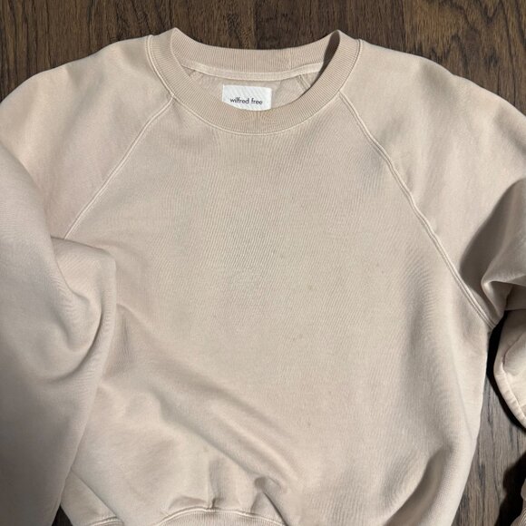 Aritzia Wilfred Free Crewneck Sweatshirt - Picture 2 of 5